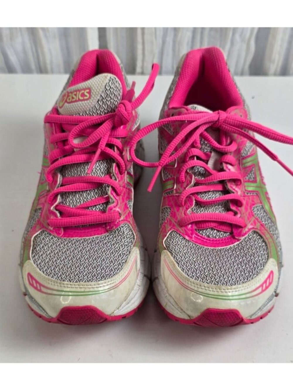 Women's  ASICS GEL-Lethal 18 size 6.5
